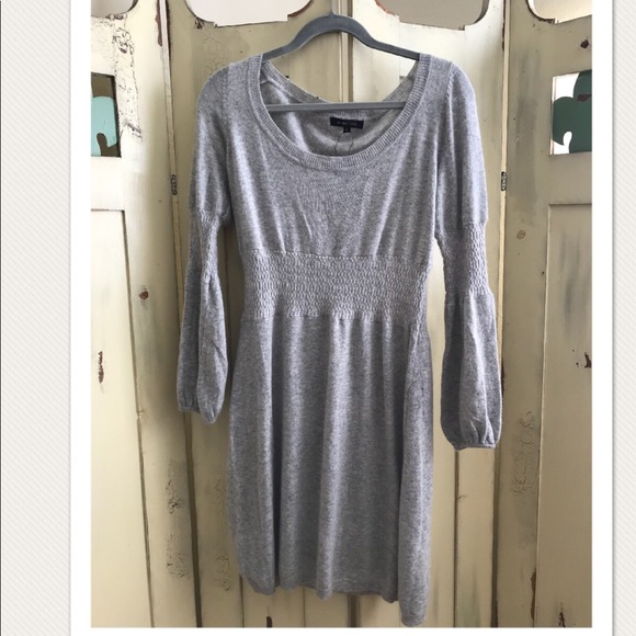 BCBG MaxAzria Dresses & Skirts - BCBG MAXAZRIA Heather Grey Woven Dress SALE